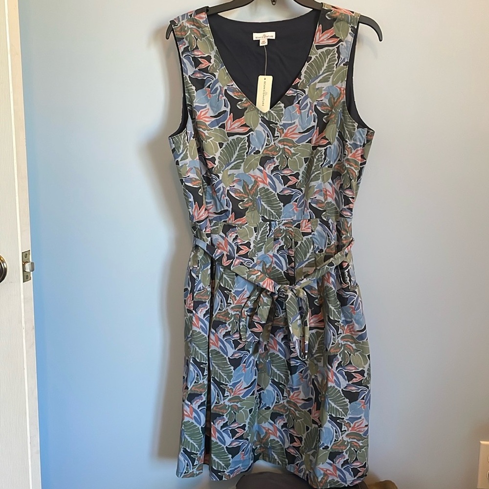NWT LL Bean Signature V neck Poplin Floral Dress 14 Reg Midnight Blue Tropical